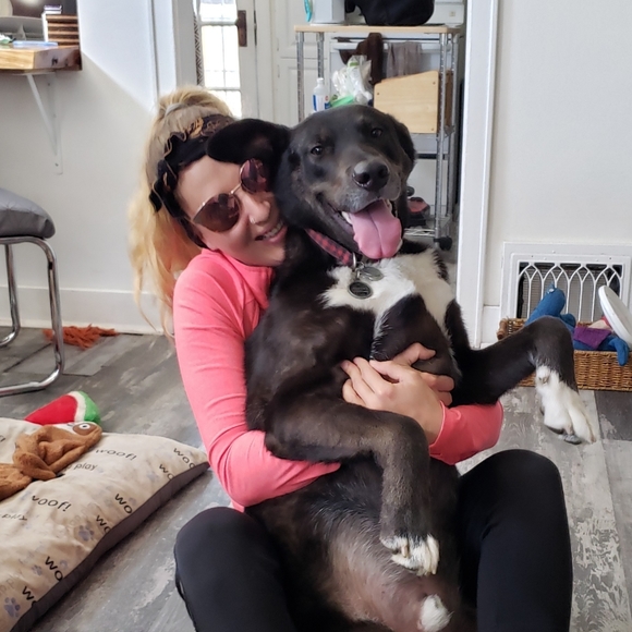 Meet your Posher, Emjay - Picture 4 of 5